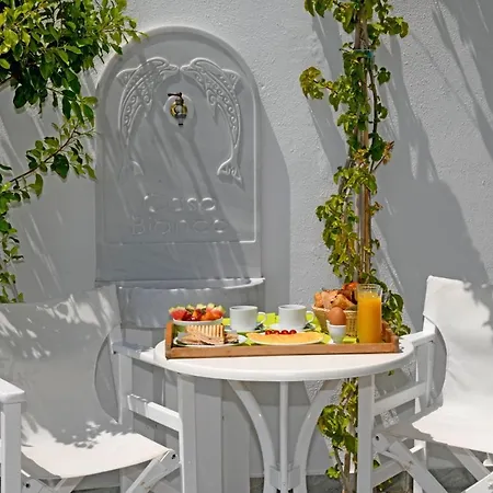 Casa Bianca Hotel 2*