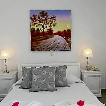 מלון Casa Bianca 2*