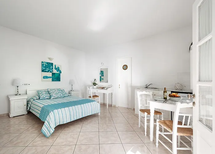 Casa Bianca Hotel 2*